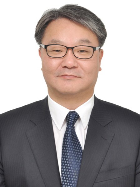 위원장 염진섭